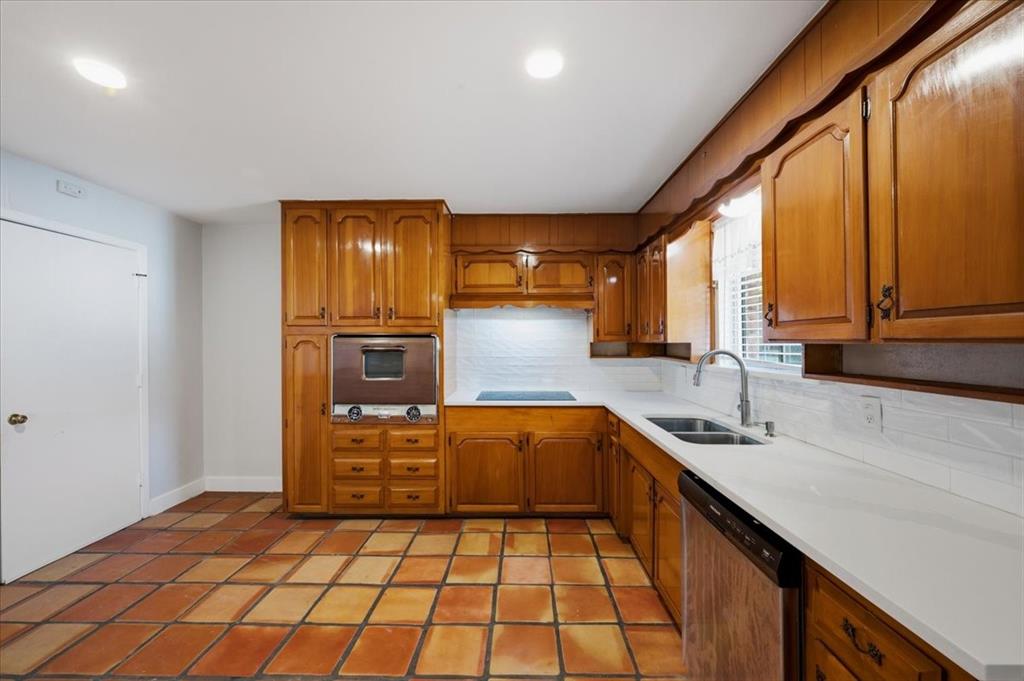 6920 Valhalla Road Property Photo 13