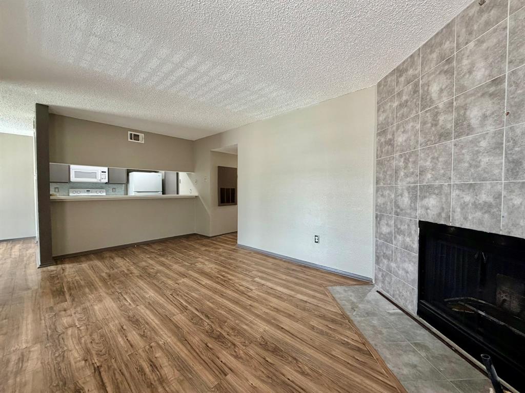 12482 Abrams Road 2521 Property Photo 6