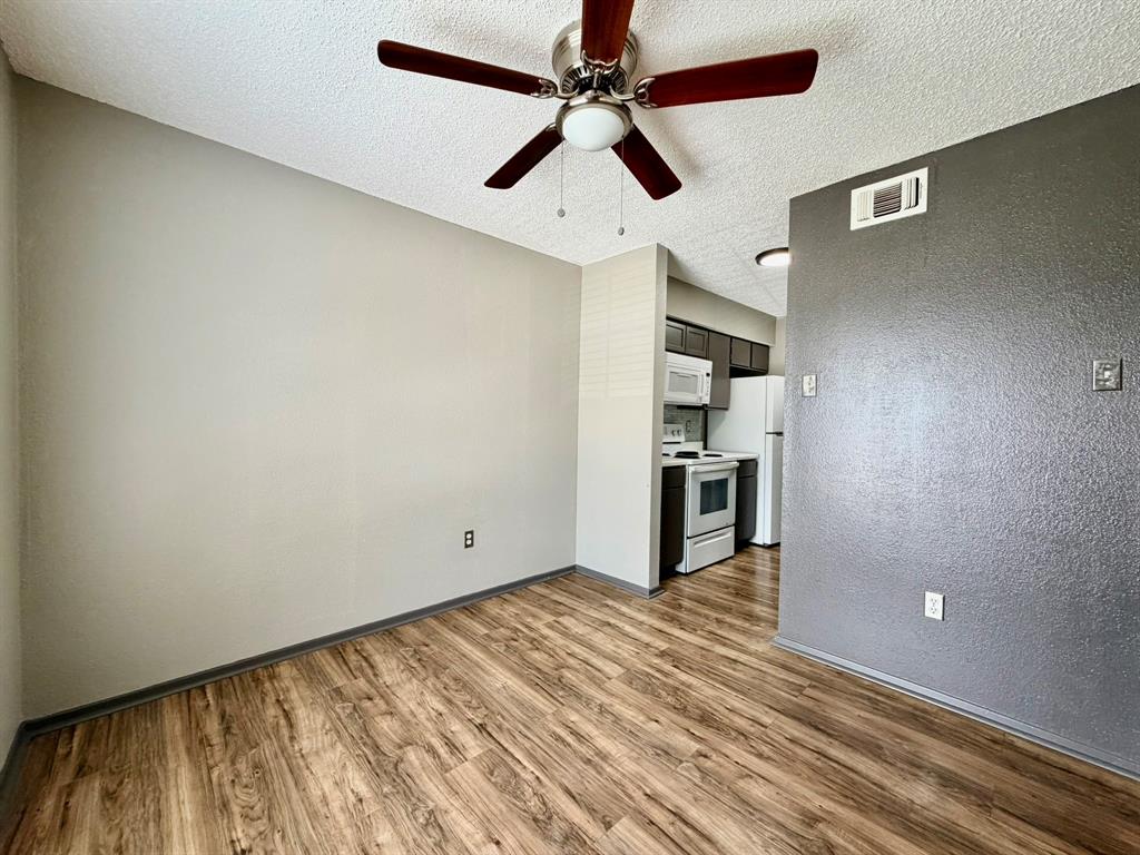 12482 Abrams Road 2521 Property Photo 10