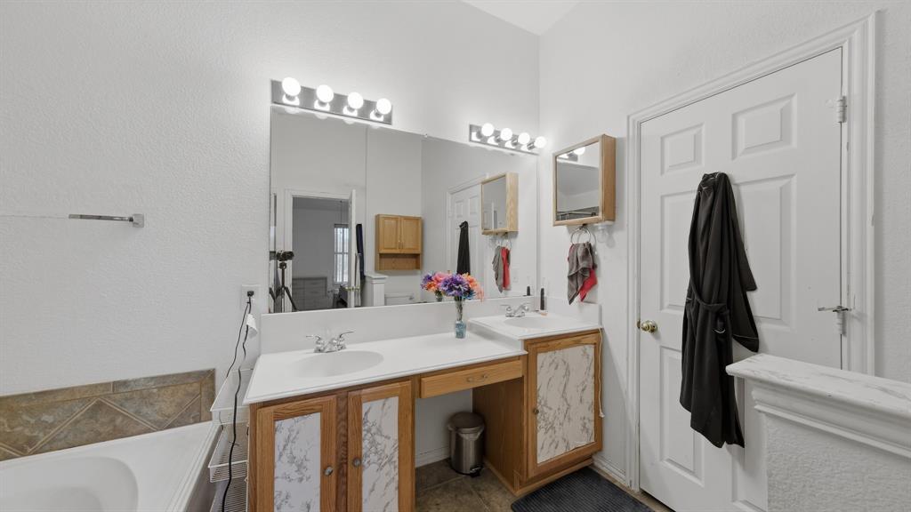 4802 Pier Nine Drive Property Photo 25
