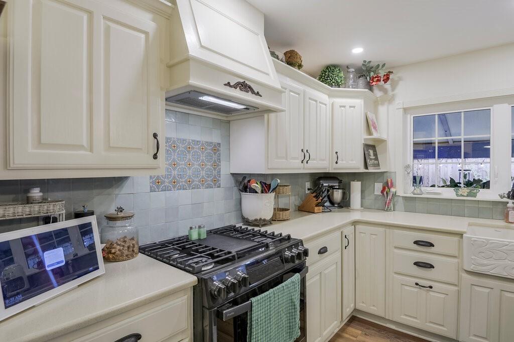 705 Bluebonnet Drive Property Photo 10