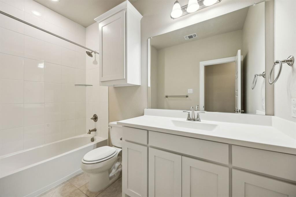 1004 Pearl Crescent Place Property Photo 22