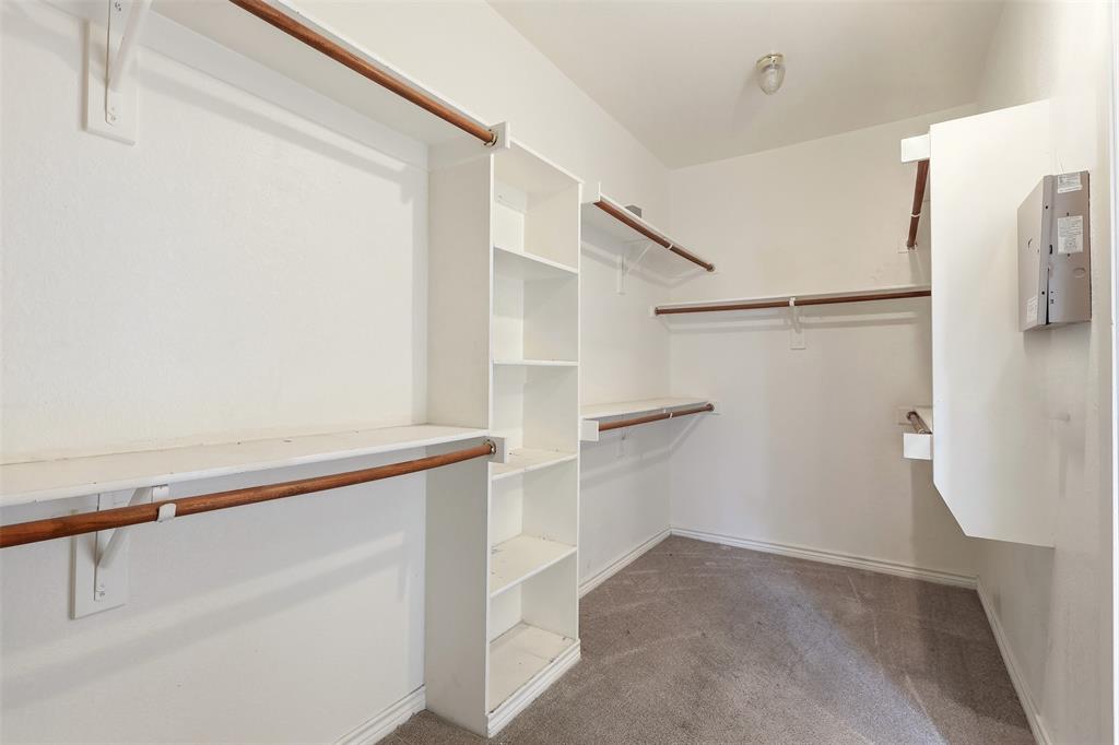 639 Silver Ridge Drive Property Photo 23