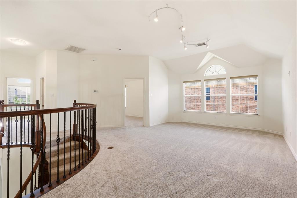 639 Silver Ridge Drive Property Photo 26