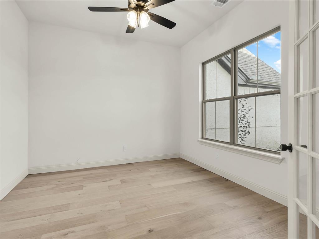 1013 Silver Sage Property Photo 3