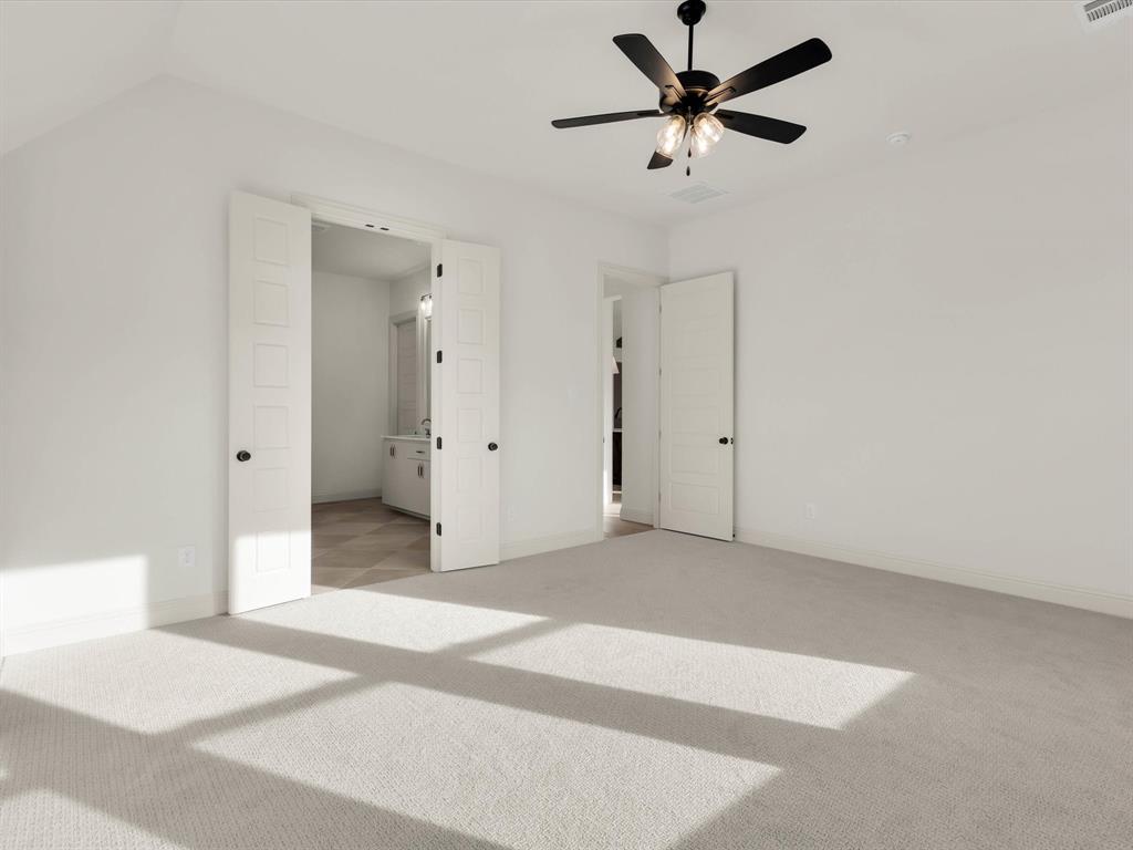 1013 Silver Sage Property Photo 13