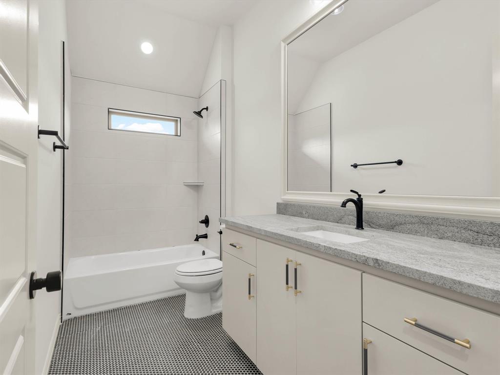 1013 Silver Sage Property Photo 22
