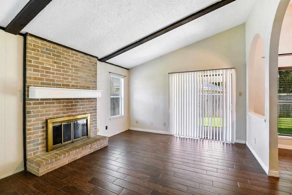3013 Queens Way Property Photo 10