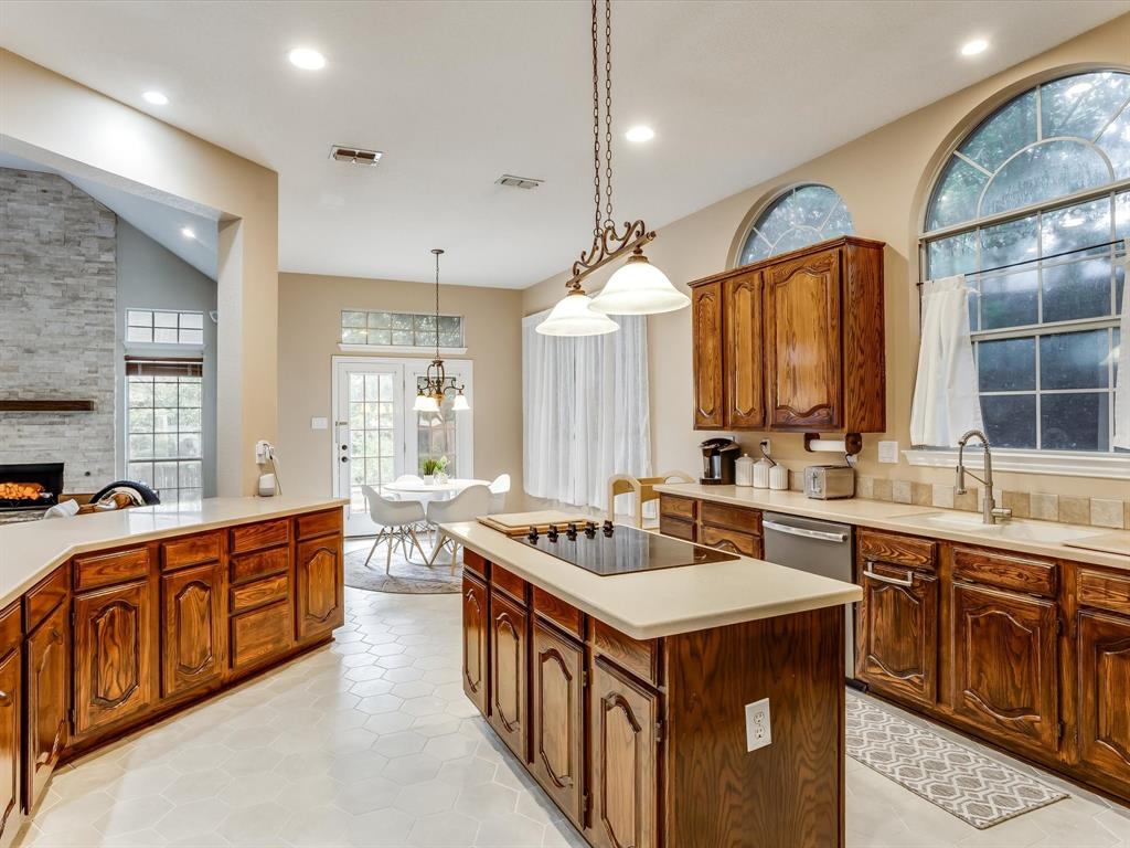 7701 Marble Canyon Court Property Photo 8
