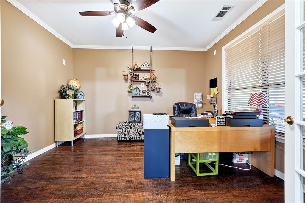 2197 Meadow Way Property Photo 4
