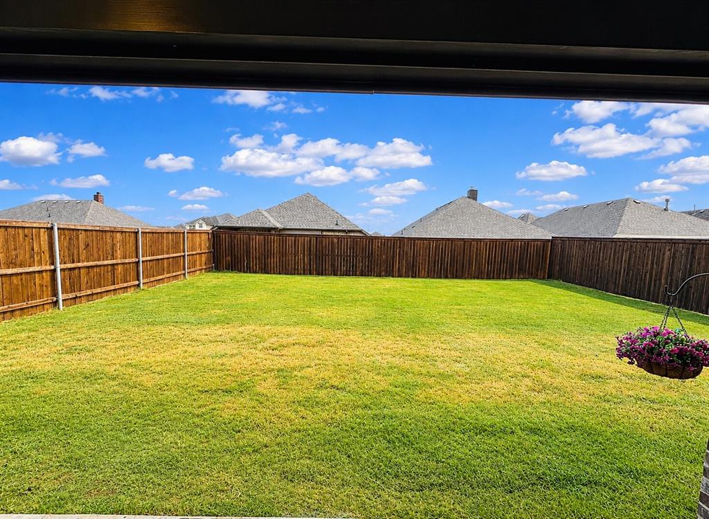 7709 Gatevine Avenue Property Photo 27