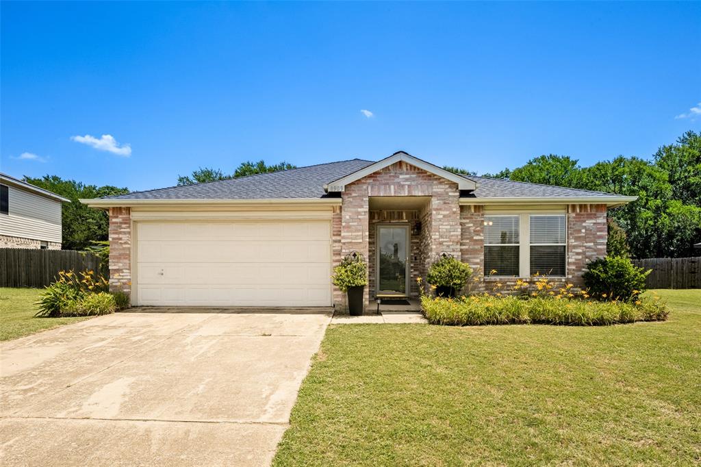 8909 Glen Falls Lane Property Photo 1