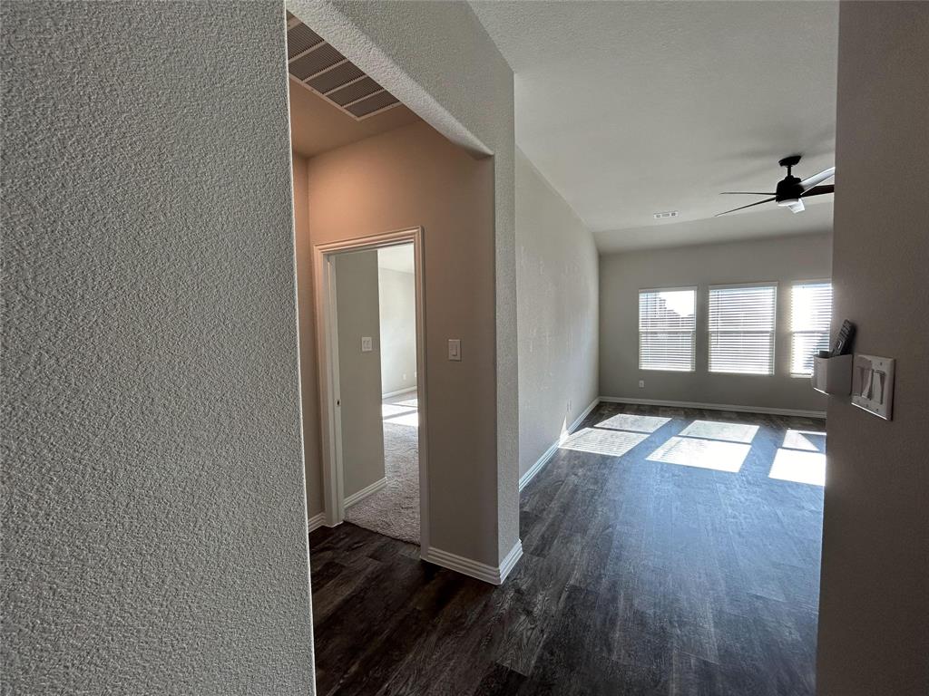 1804 Berry Ridge Trail Property Photo 8