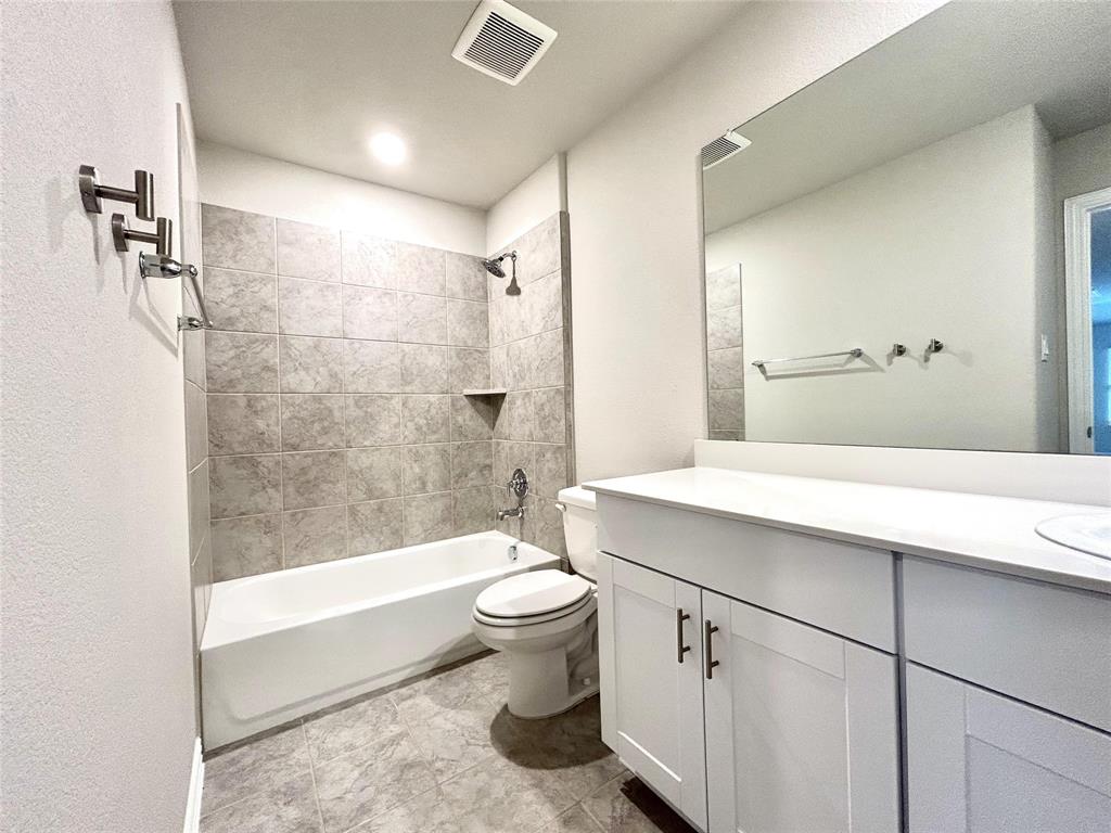 1804 Berry Ridge Trail Property Photo 31