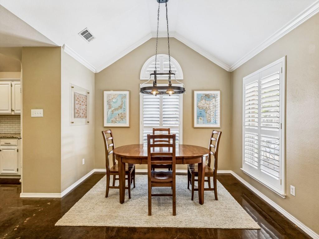 808 Canyon Valley Drive Property Photo 8