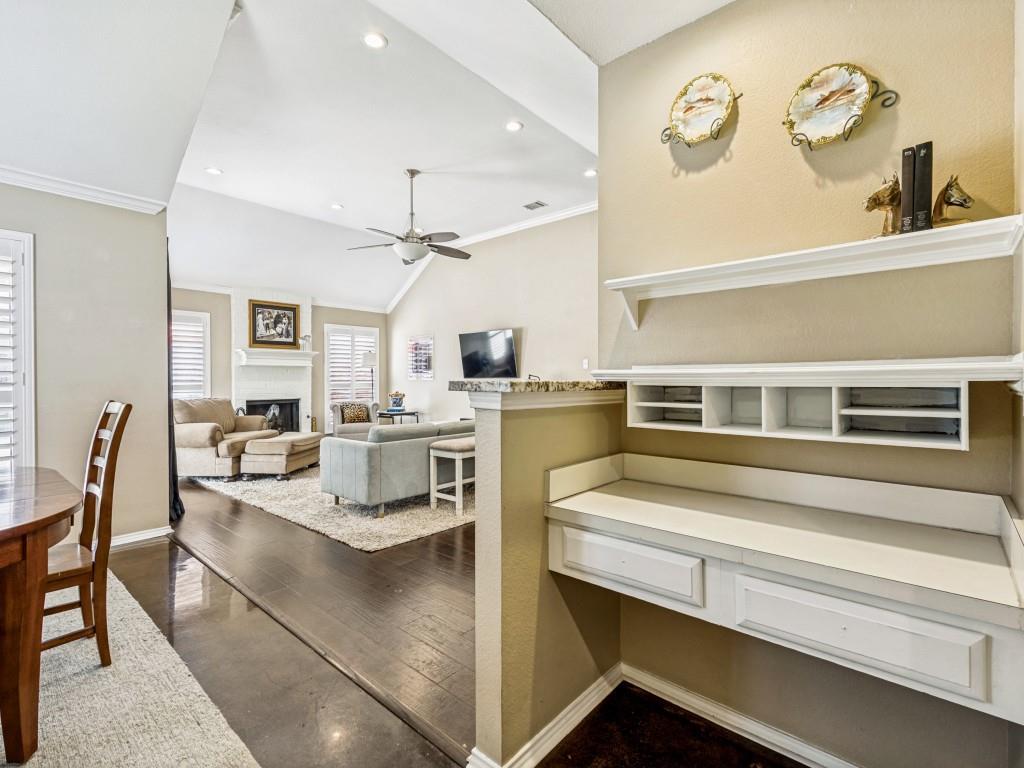 808 Canyon Valley Drive Property Photo 11