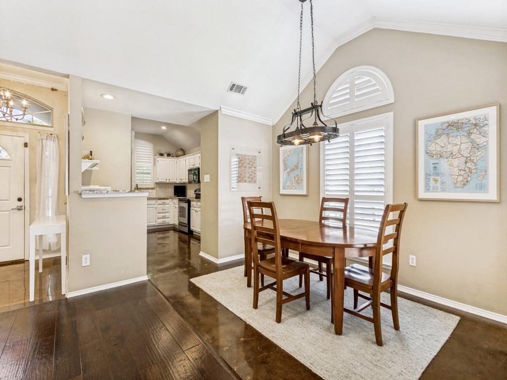 808 Canyon Valley Drive Property Photo 12