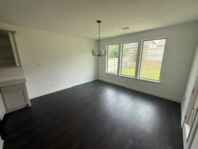 2804 Walker Way Property Photo 2