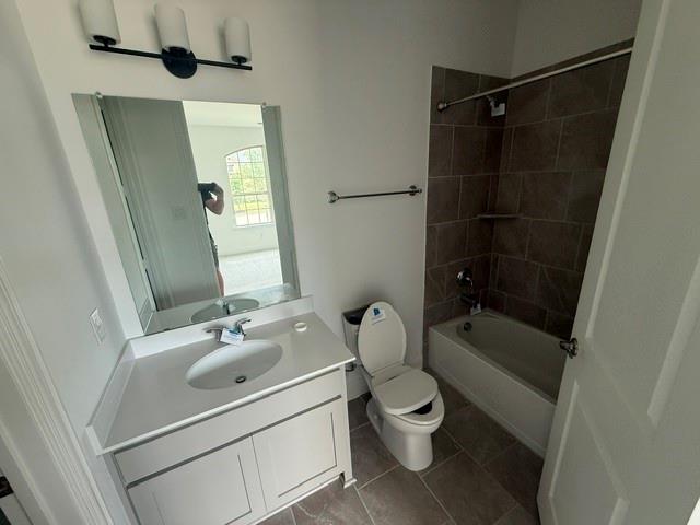 2804 Walker Way Property Photo 9