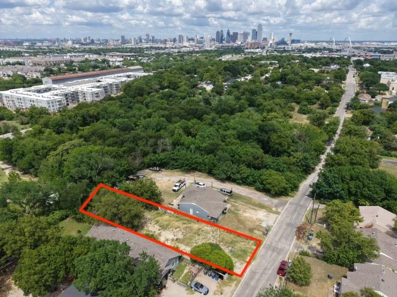 1629 Walmsley Property Photo 4