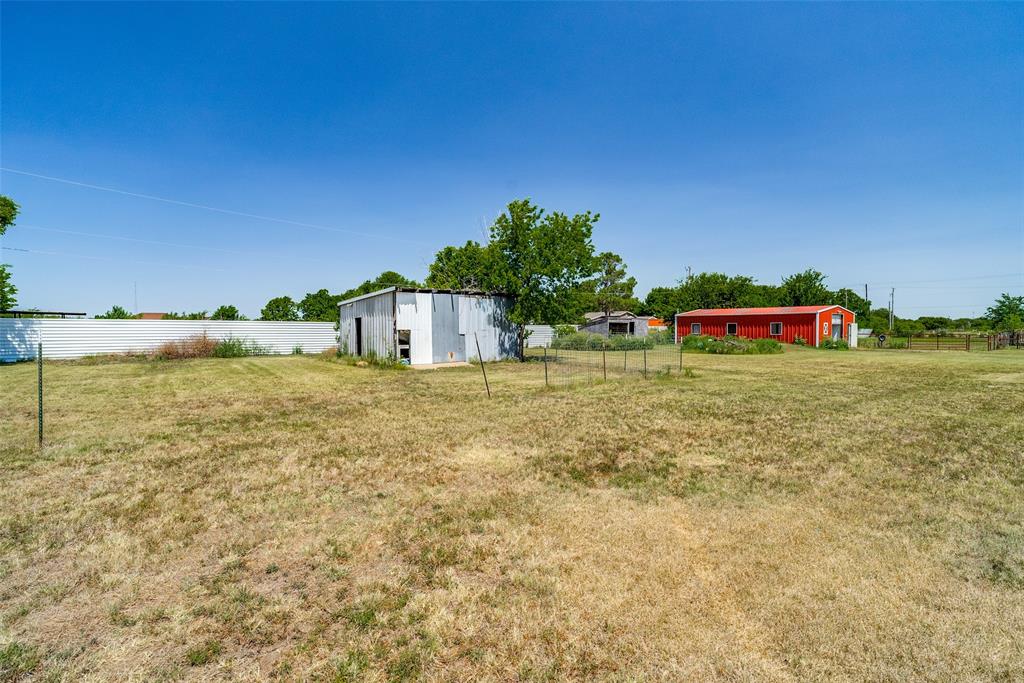 2705 County Road 920 Property Photo 35