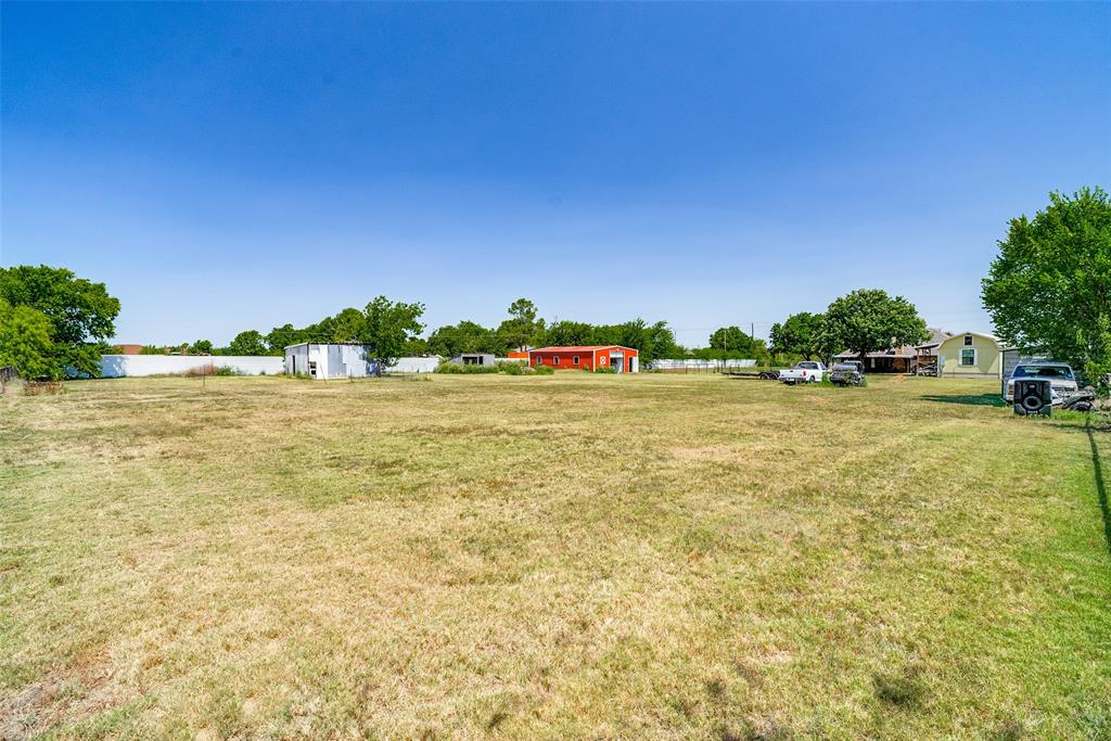 2705 County Road 920 Property Photo 37