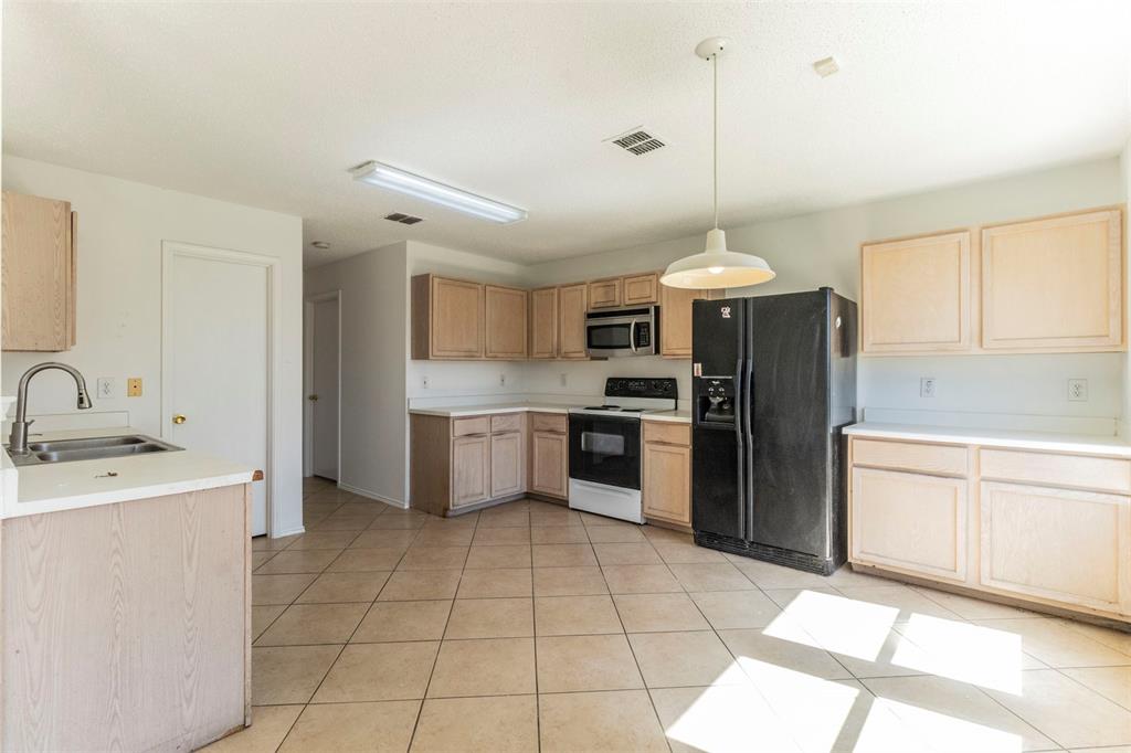 3883 Steeplechase Drive Property Photo 4