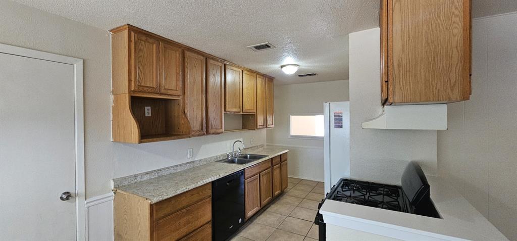 7205 Merry Lane Property Photo 6