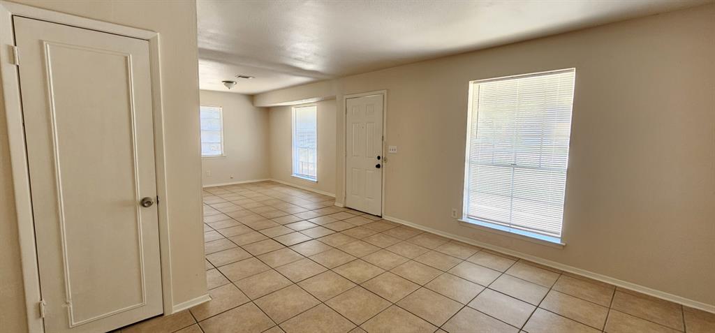 7205 Merry Lane Property Photo 9