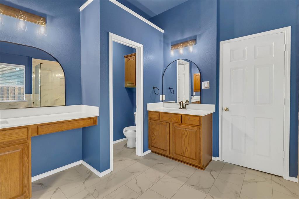 1194 Maple Ridge Way Property Photo 20