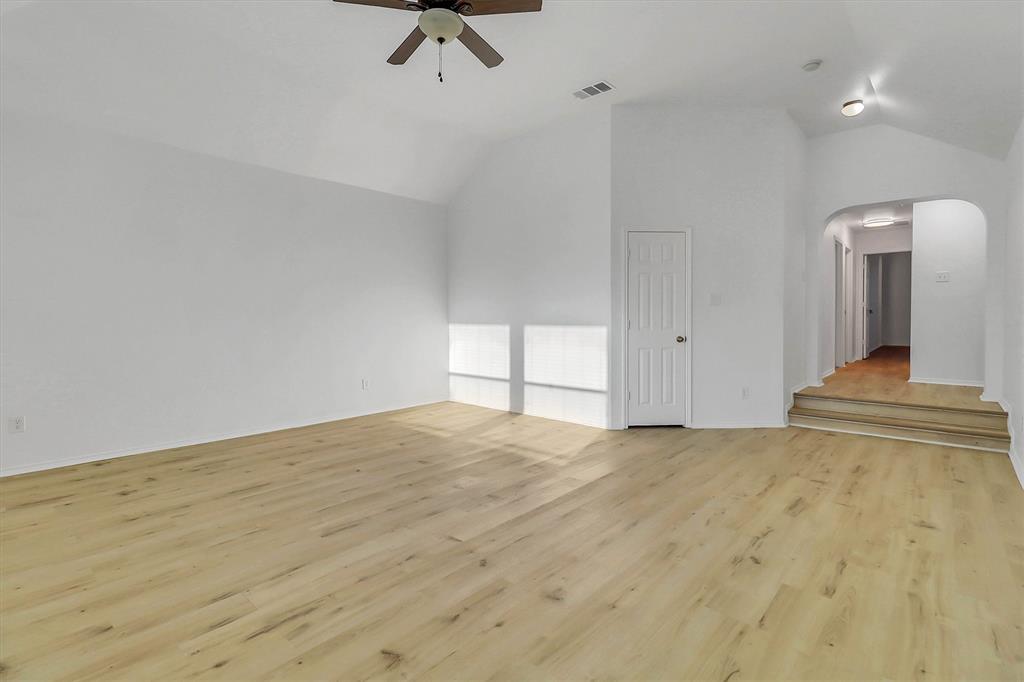 1194 Maple Ridge Way Property Photo 22