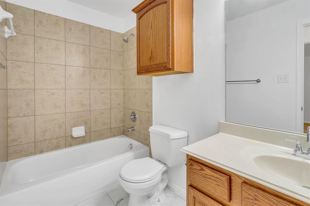 1194 Maple Ridge Way Property Photo 24