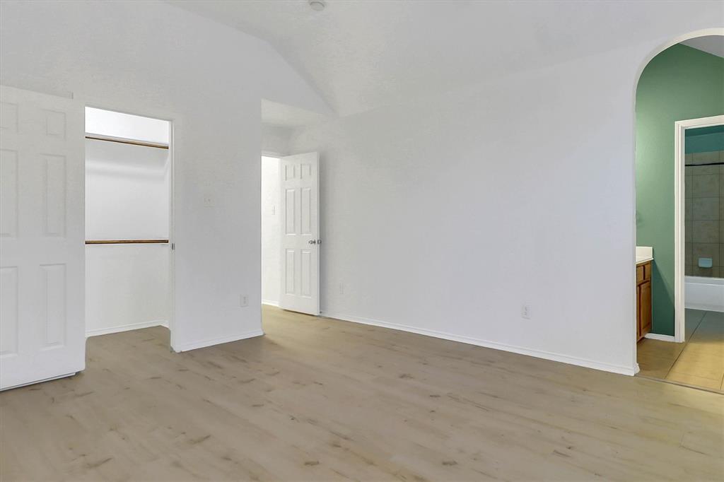 1194 Maple Ridge Way Property Photo 27
