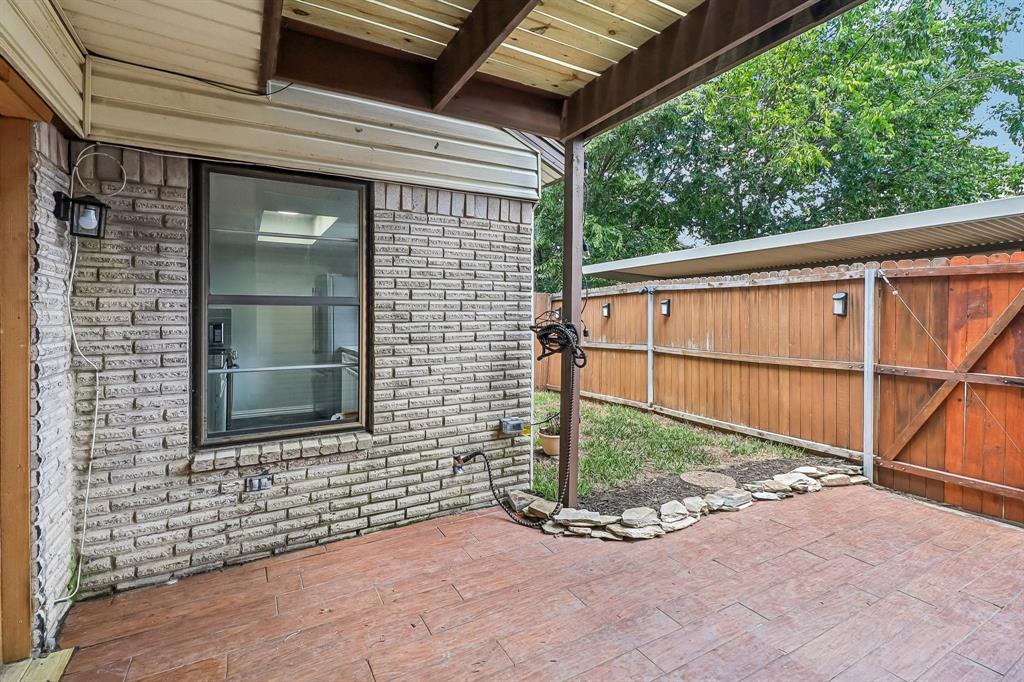 2059 Embassy Way Property Photo 26