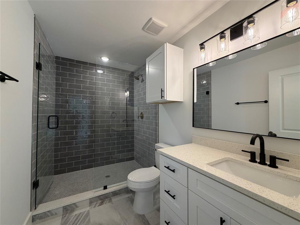 721 Norwood Drive Property Photo 11