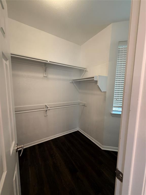 1016 Grey Fox Drive Property Photo 12