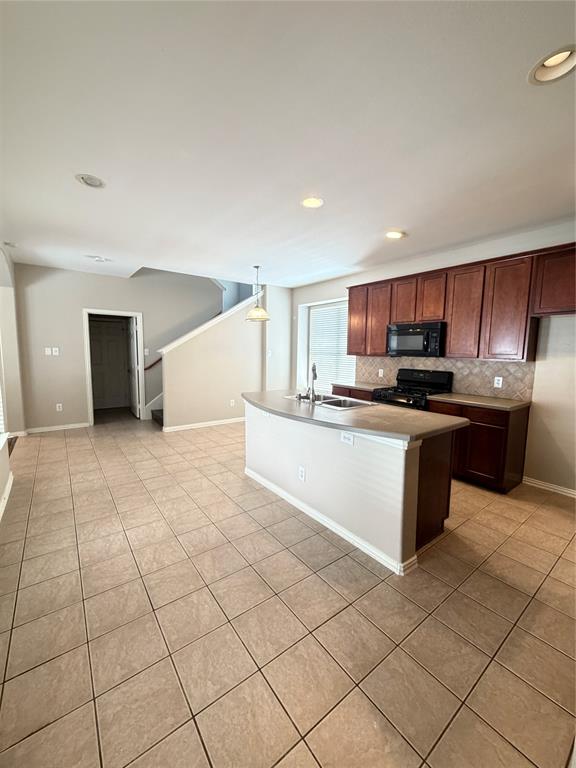 1016 Grey Fox Drive Property Photo 17