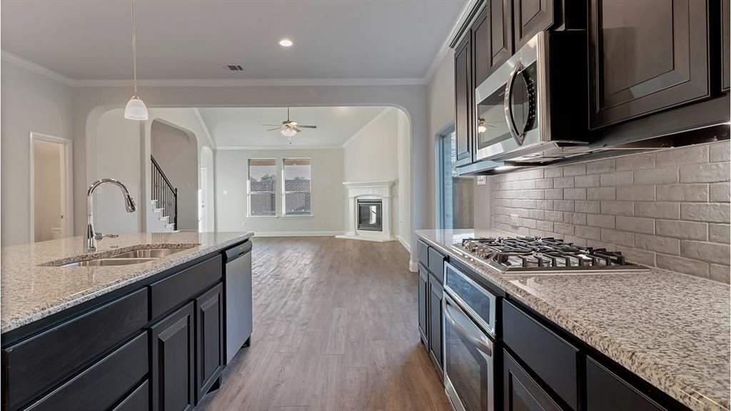 708 Soaring Hawk Drive Property Photo 6