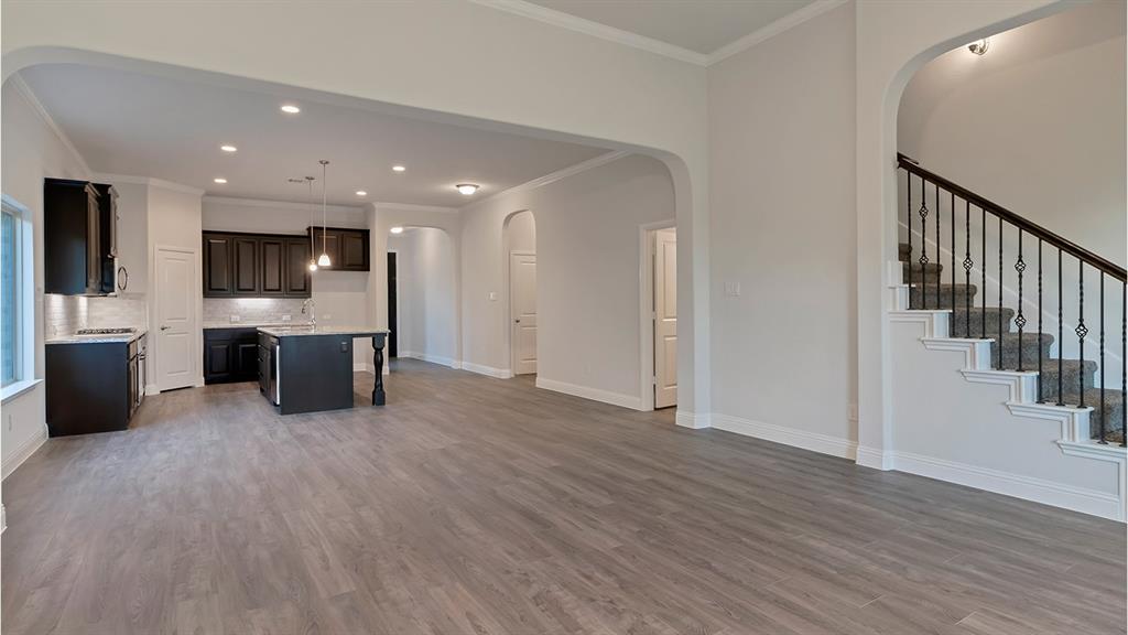 708 Soaring Hawk Drive Property Photo 10