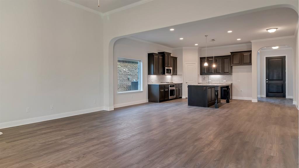708 Soaring Hawk Drive Property Photo 11