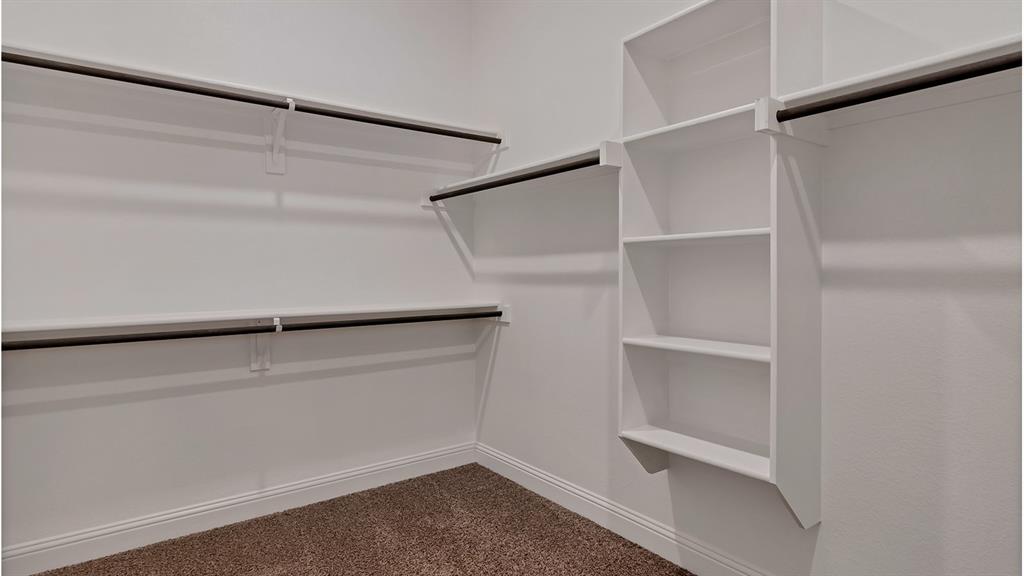 708 Soaring Hawk Drive Property Photo 24