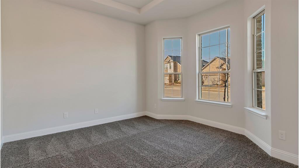 708 Soaring Hawk Drive Property Photo 26