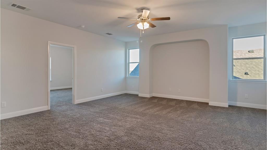 708 Soaring Hawk Drive Property Photo 29
