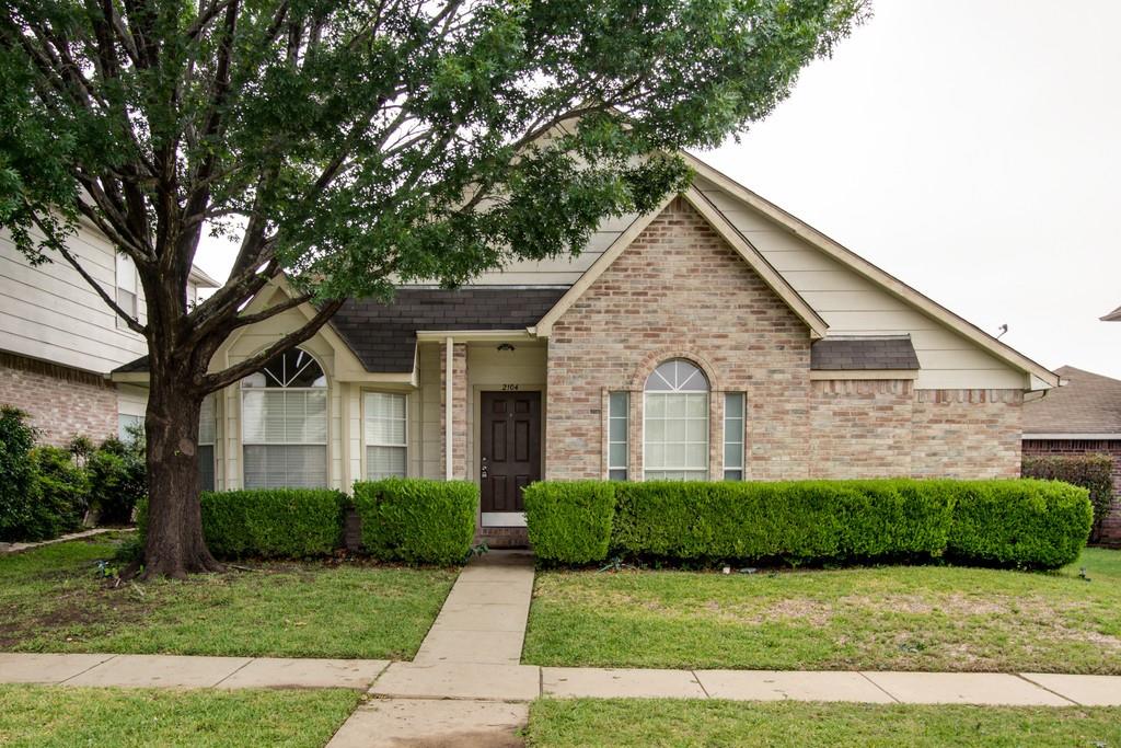 2104 Regency Drive Property Photo 1