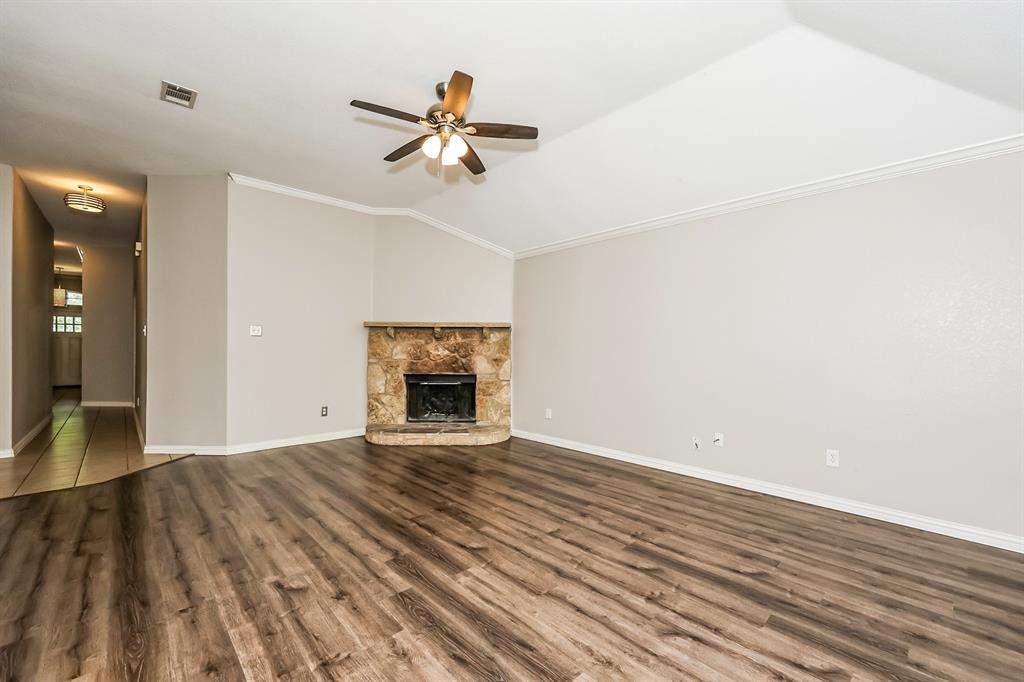 207 Rawhide Street Property Photo 5
