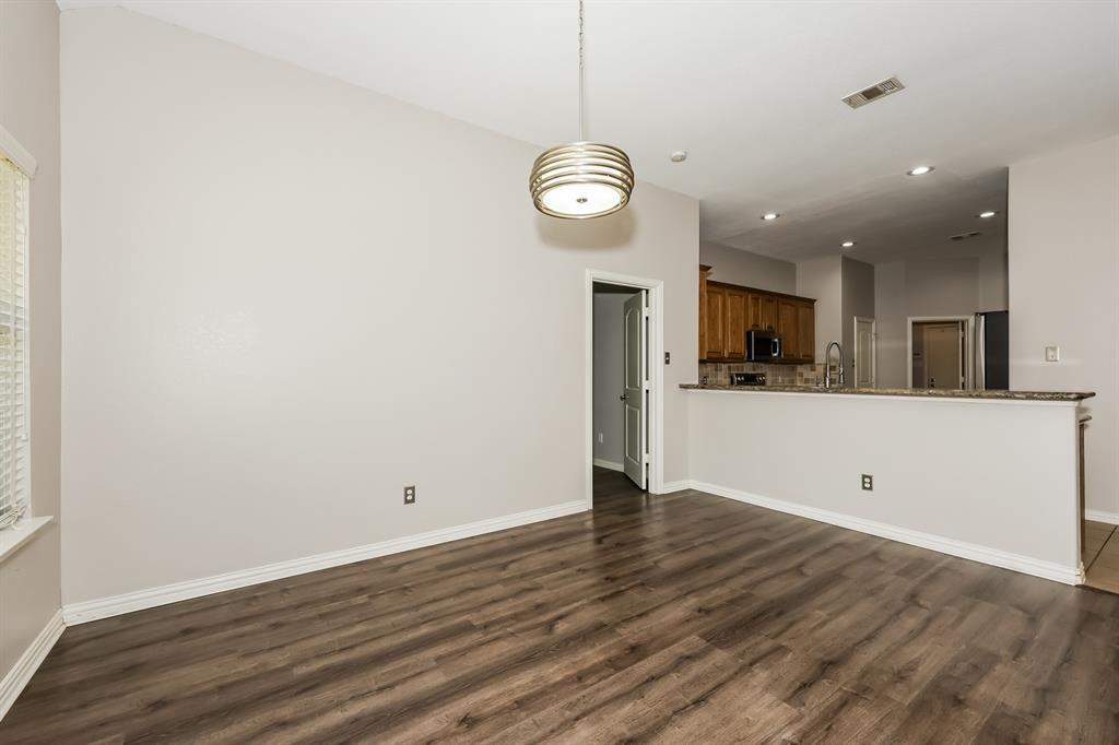 207 Rawhide Street Property Photo 9