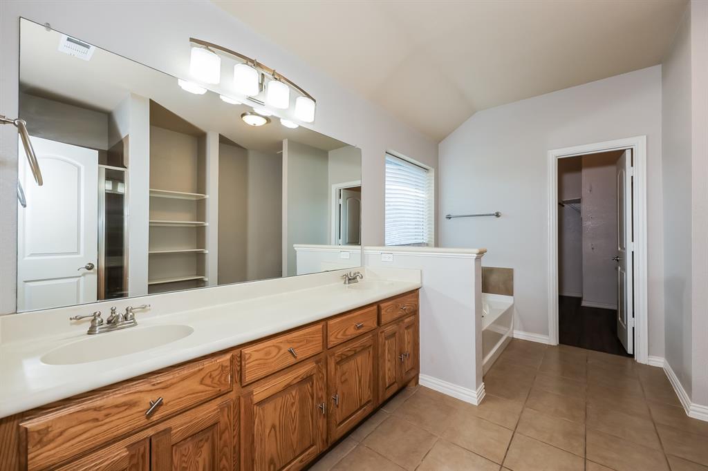 207 Rawhide Street Property Photo 20
