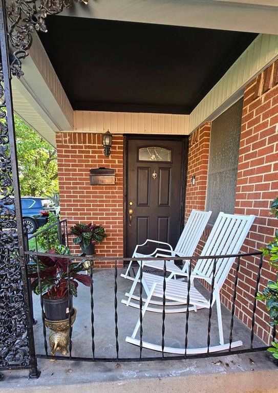 1415 Gillette Street Property Photo 1