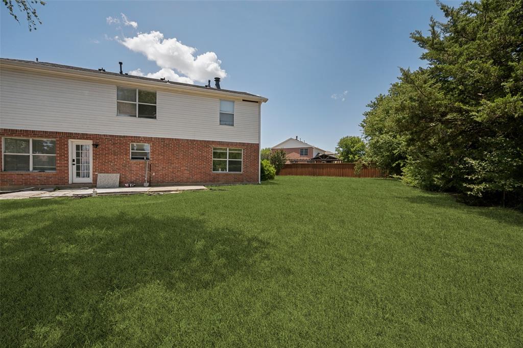 705 Bluebonnet Drive Property Photo 2