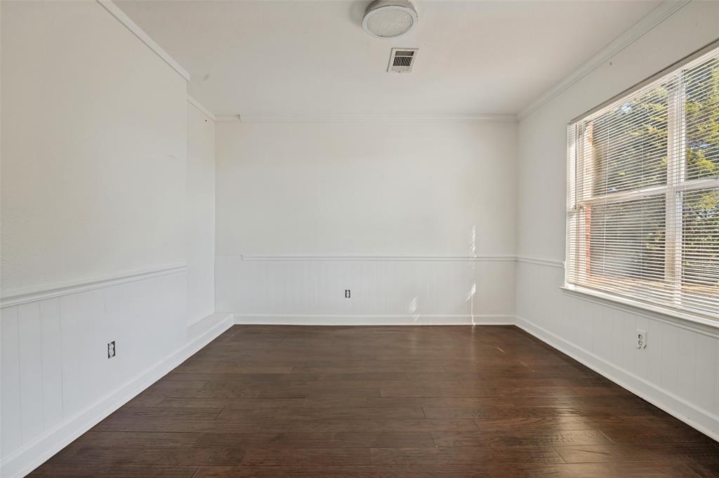705 Bluebonnet Drive Property Photo 4